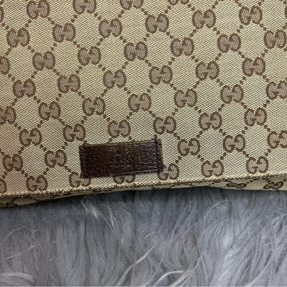Gucci Bags Gucci Messenger Crossbody Bag Poshmark